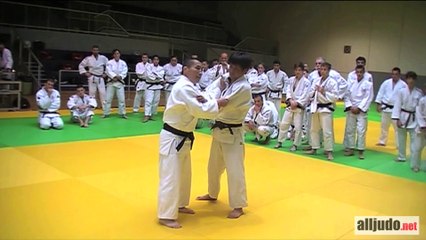 Les bases de morote-seoi-nage par Shinji Hosokawa (8e dan)