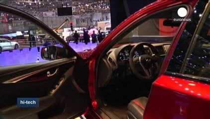 Auto a Ginevra: a bordo comanda l'elettronica
