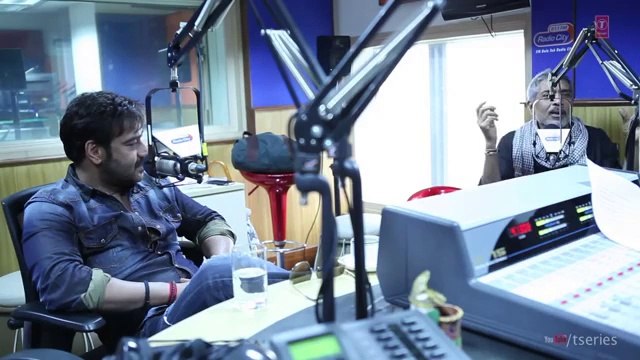 Satyagraha Team at Radio City (91.1) Fm _ Ajay devgn, Prakash Jha - Video Dailymotion