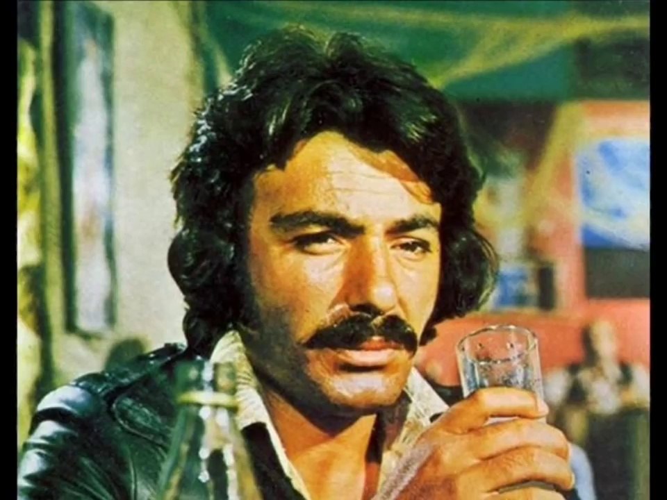 FERDi TAYFUR-OLURMU BöYLE ( RemiX ) - YouTube