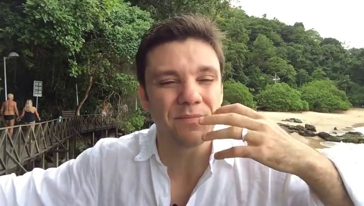 Mudar de vida: Como vencer o medo de abandonar uma carreira infeliz e ganhar dinheiro fazendo o que ama