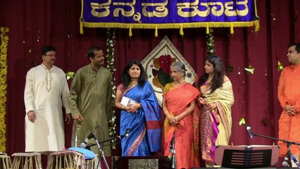 VKK: GANESHA HABBA 2013: BHAAVASANGAMA: SUNITHA & ANITHA ANANTHASWAMY: "KUNIYUTHA NALIYUTHA BAA SHANKARA"