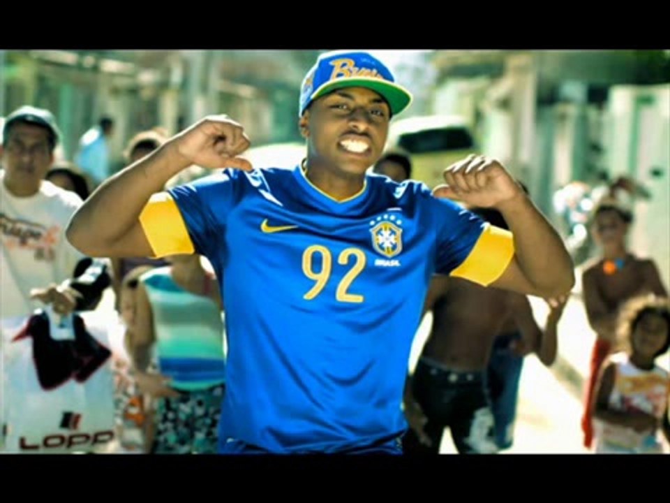 La Fouine - TEAM BS (Trop D'adversaire) ft Sindy, Sultan, Fababy