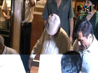 Bollywood Celebs At Bobby Chawla's Prayer Meet