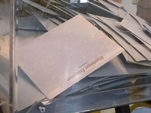 Ecoutes de Sarkozy: quel impact sur les municipales? - 12/03