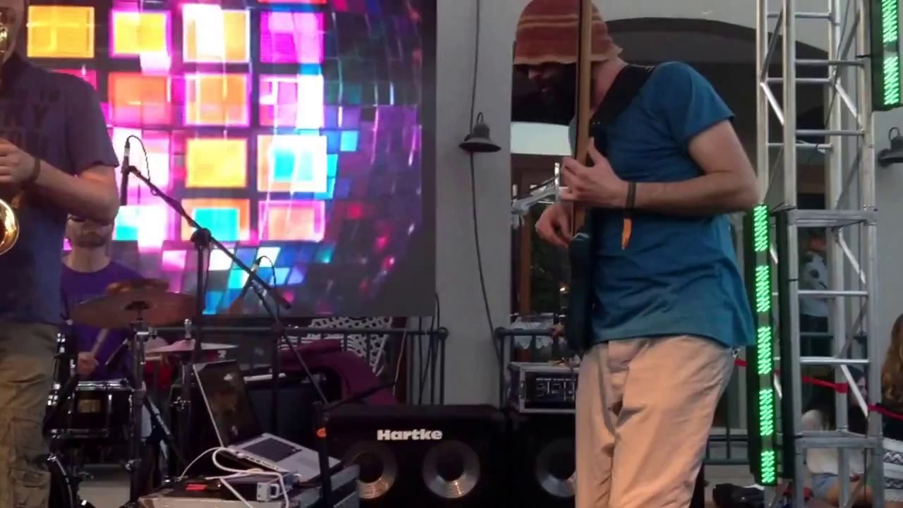 Alp Ersönmez __ Solo Performance __ @ Chill Out Fest 2013