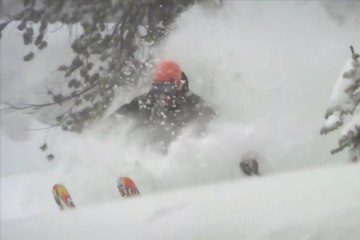 Amazing freeski session by Chris Benchetler