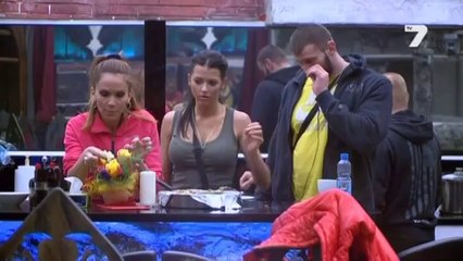 Къртицата 2 /  Осмомартенско настроение в Базата  /Епизод 7/