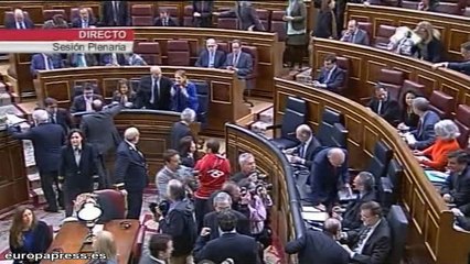 Rajoy pide a Rubalcaba salir del "inmovilismo"