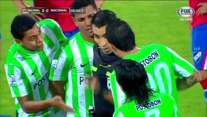 Futbol Tarihinin En Hızlı Kırmızı Kartı - 27 Saniye