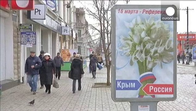 Kırım'da referandum öncesi gergin bekleyiş