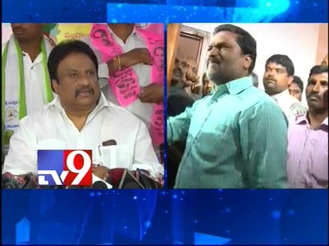 TRS leaders quarrel over Municipal tickets