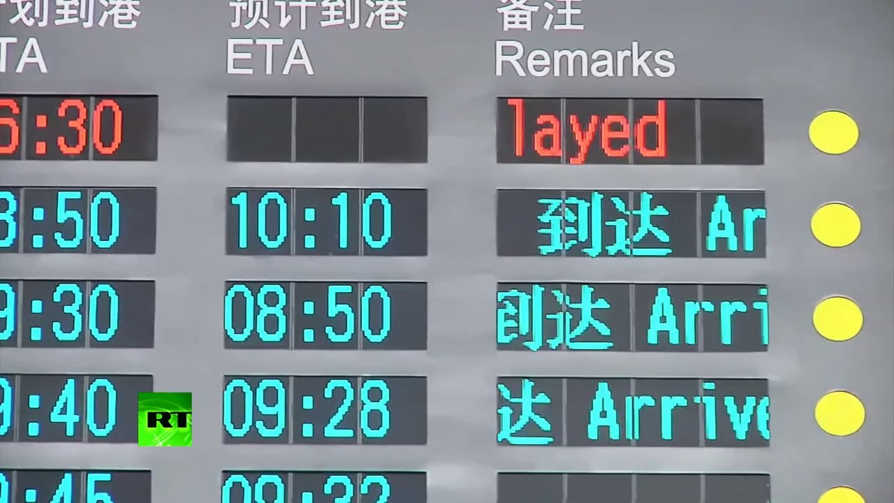 Malaysia Airlines Boeing 777-200 goes missing, anxiety in Beijing Airport