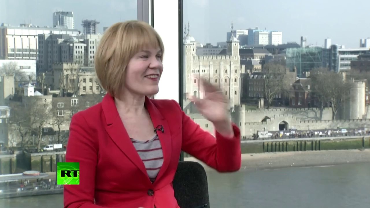 Max Keiser: Whenever I see David Cameron I see a pole dancer