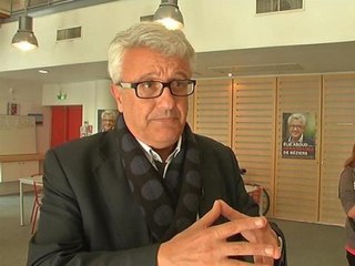 Robert Ménard, "un candidat qui avance masqué" selon Elie Aboud - 12/03