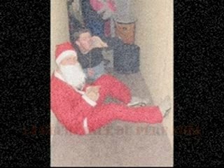 Le Père Noël est un Rocker