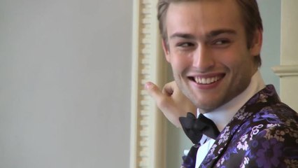 Teen Vogue's The Cover - Selecting the Image for Shailene Woodley's Cover (Plus a Peek at Douglas Booth's Shoot)