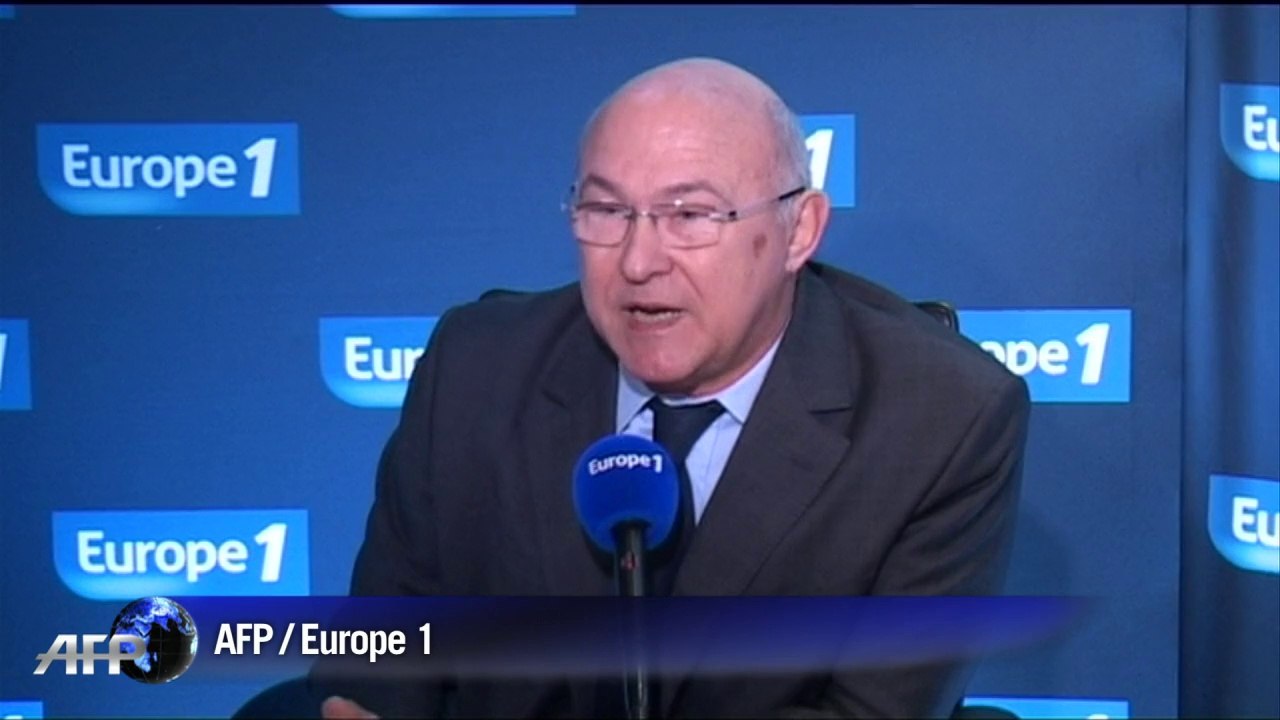 Ecoutes: Michel Sapin qualifie Nicolas Sarkozy...