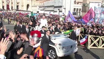 Video herunterladen: Frischer Wind im Vatikan: Papst Franziskus ein Jahr im Amt