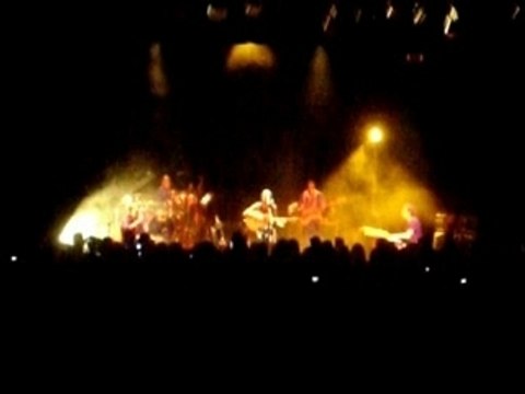 Ayo - Down on my knees (live)