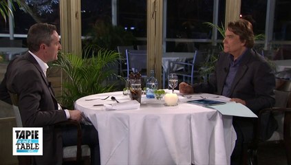 1/3 - Tapie se met à table avec Stéphane Ravier