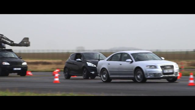 Le making-of de « 3 Days To Kill » avec les Peugeot RCZ et 208 GTi ! ( feline.cc )