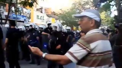 Polisten Gaz Bombası İsteyen Arıza Dayı