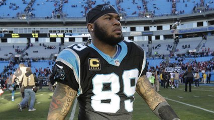 Disgruntled Panthers fans come out to support Steve Smith, bash GM