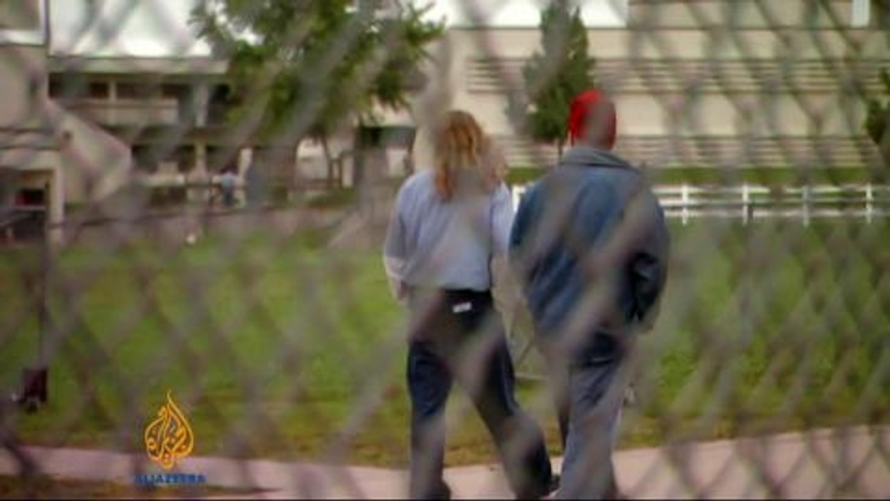 US looks at reducing drug sentences