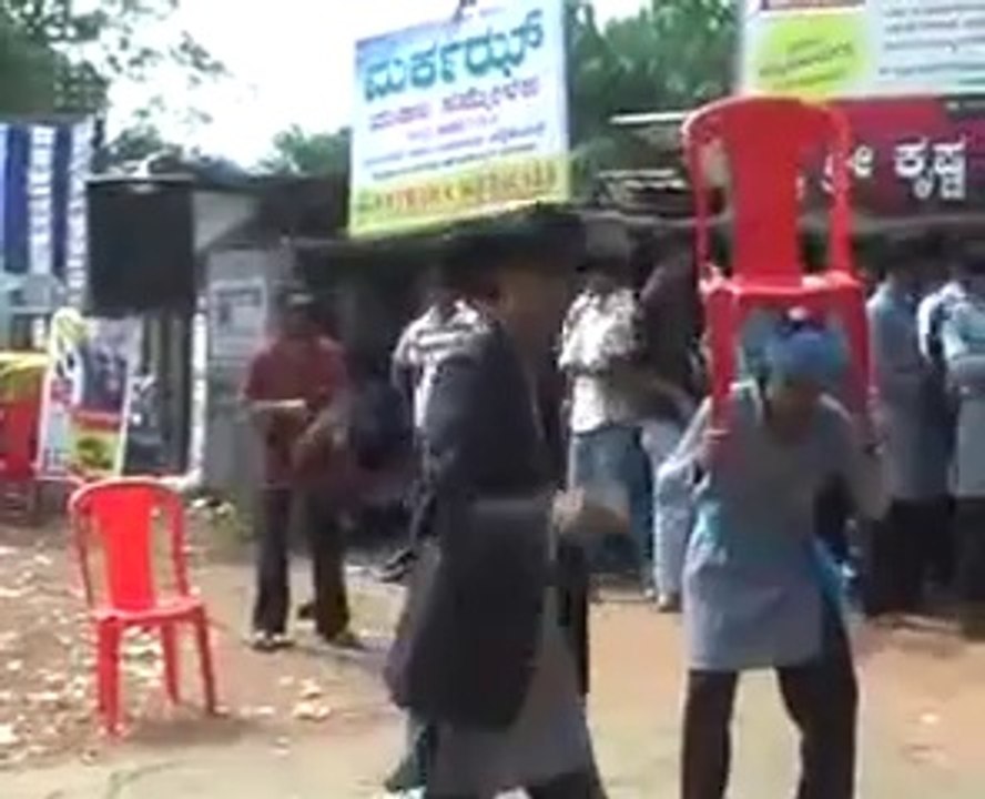 Campus Front Street Drama- Konnittum Marikkathavar- Part1