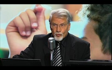 Education:" Les parents considèrent qu’ils ont le droit sur tout", dénonce Fotinos