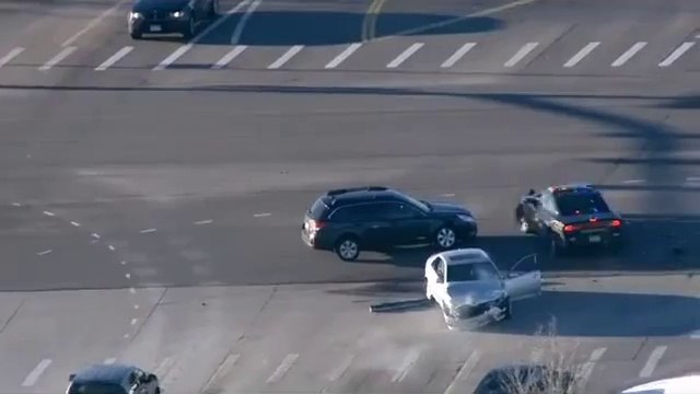 GTA 5 in real life : A crazy guy driving like he was in a video game... So dangerous and insane!