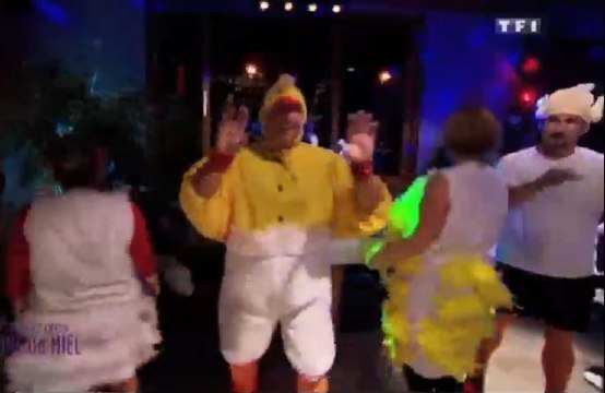 Zap télé: Candeloro n'a jamais mis les pieds à l'école... La danse des canards en musique de mariage...