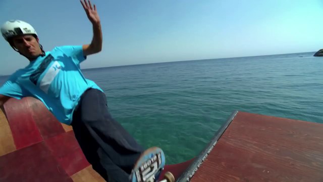 Awesome Floating Skateboard Ramp - Bob Burnquist