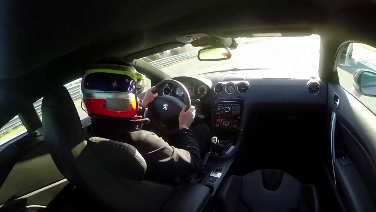 Peugeot RCZ-R en el Jarama