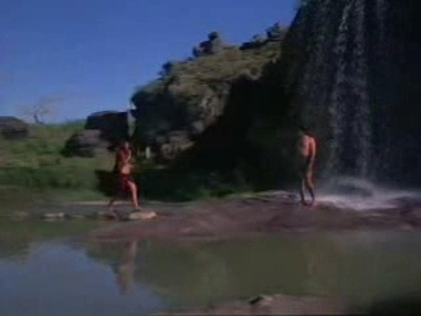 Yashomati Maiya Se Bole Nandlala Video Dailymotion yashomati maiya se bole nandlala