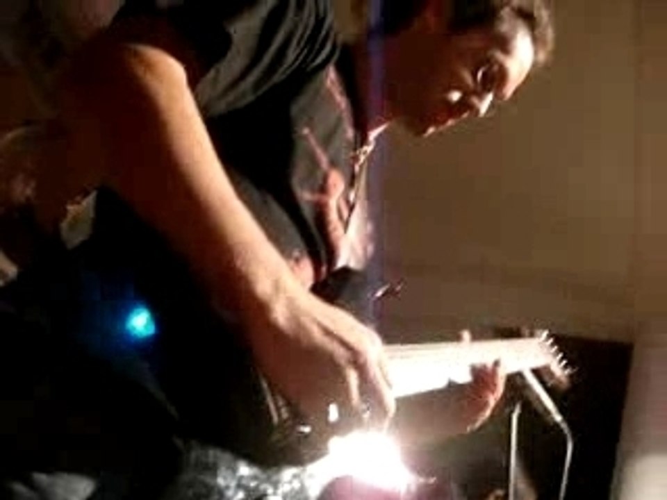 Outer Heaven - Powerslave (Iron maiden)