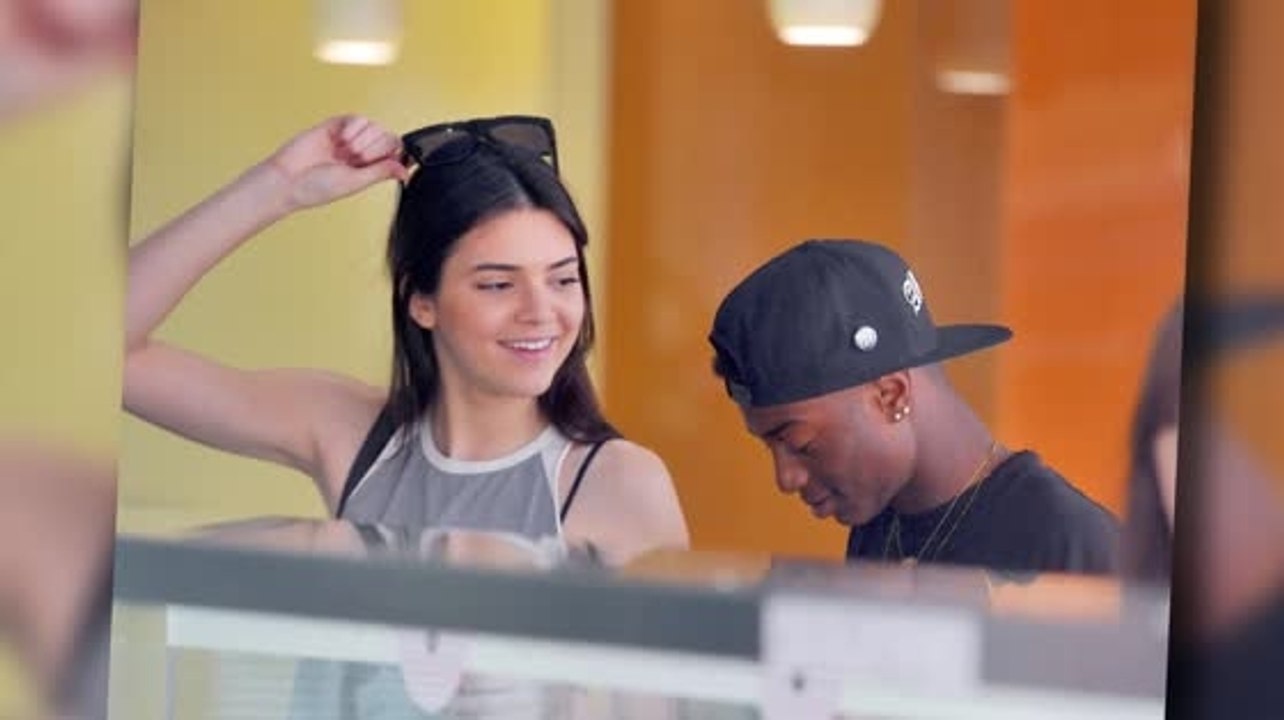 Kendall Jenner hat eine Verabredung