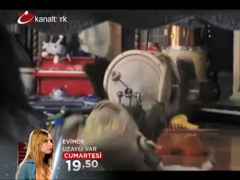 EVİMDE UZAYLI VAR 5 Ocak Cumartesi akşamı saat 19:50'de Kanaltürk Sinema kuşağında...