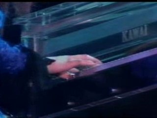 Yoshiki Piano Solo & Es Dur (live)