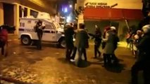 Femme frappée par la police aux manifestations en Turquie