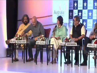 Shabana lauds new filmmakers - IANS India Videos