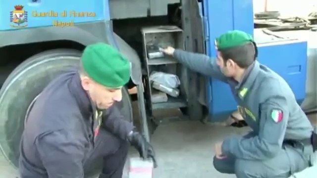 Napoli - 30 chili di cocaina nel Tir, arrestato corriere spagnolo (14.03.14)