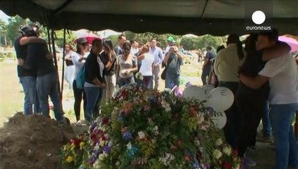 Venezuela'da sokak çatışmaları devam ediyor