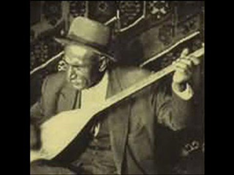 Aşık Veysel Şatıroğlu - Güzelliğin On Par'etmez