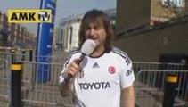 Londralı Beşiktaş taraftarı Galatasaraylı taraftarları uyardı