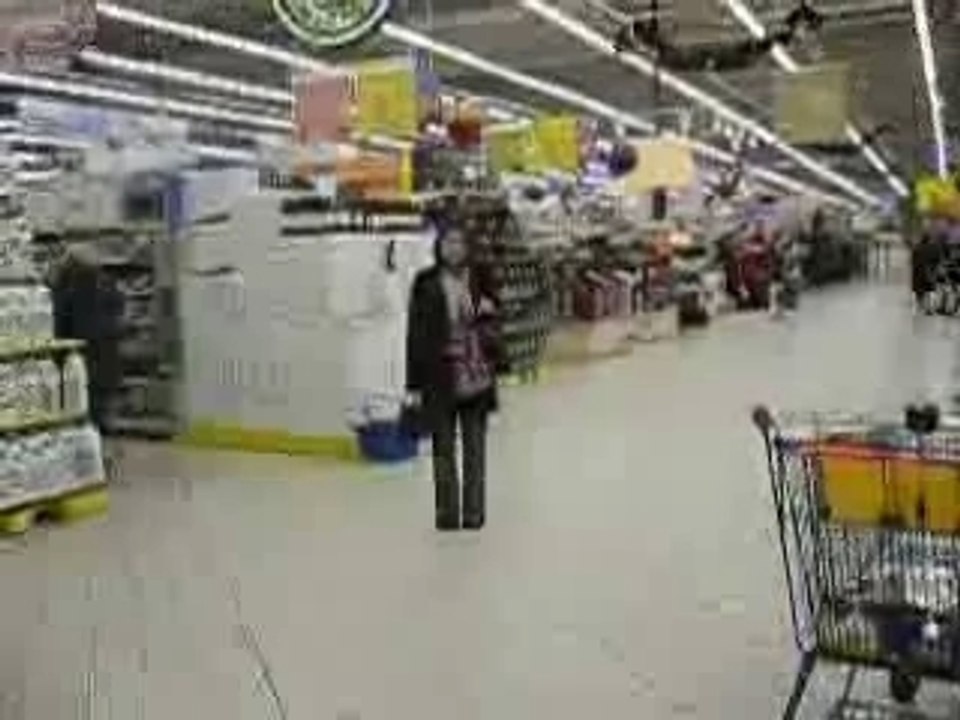 Gaelle Vignaux Clip Les caddies