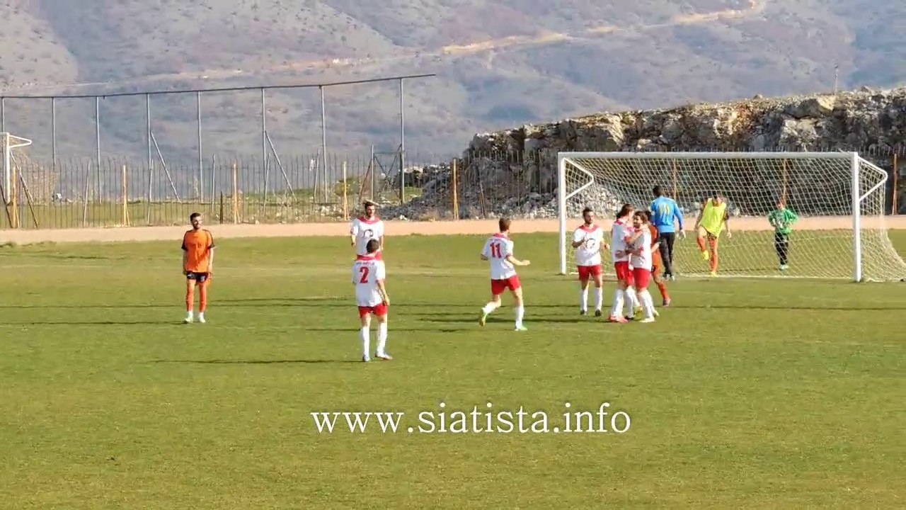 www.siatista.info -  15.03.2014 - Φ.Σ. Μακεδονικός Σιάτιστας - Χαραυγή 5-1