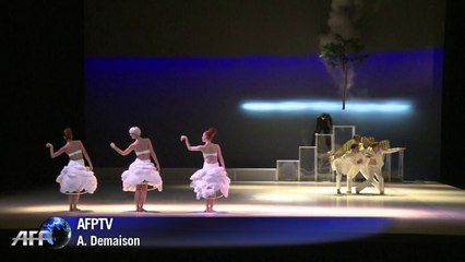 Ballet: avec "Pneuma", Carolyn Carlson fait danser l'air