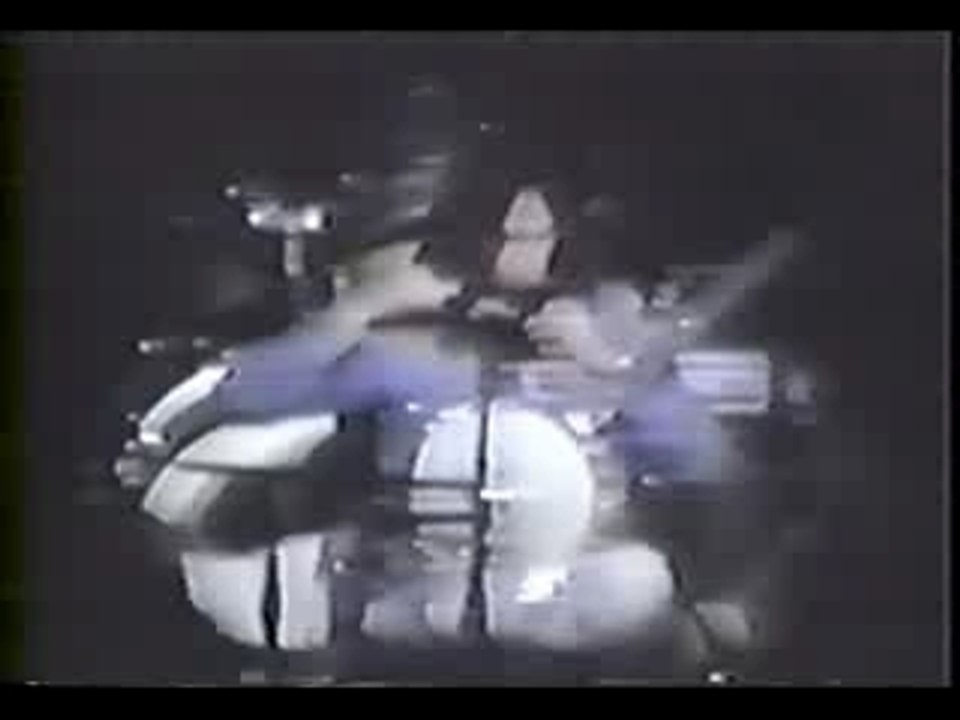 Neil Young 1976 Mellow .. + Too far gone